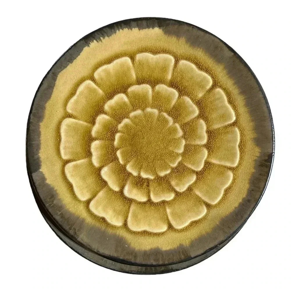 Pier 1 dish